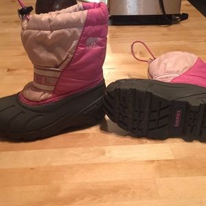 Girls winter boots